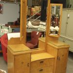 745 1212 MIRROR CHEST